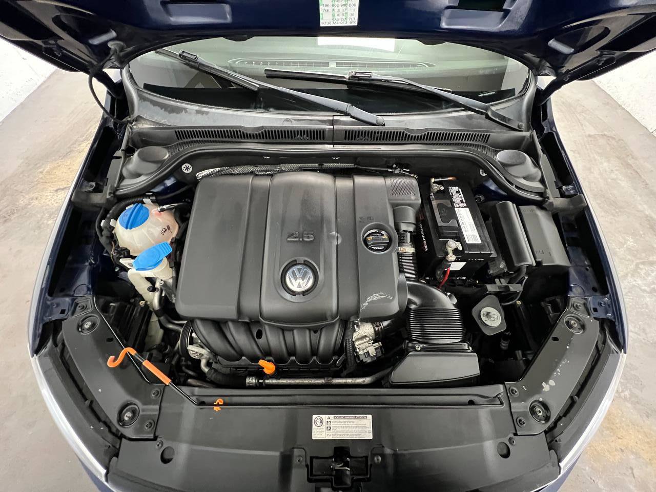 Used 2012 Volkswagen Jetta SE FWD image 23