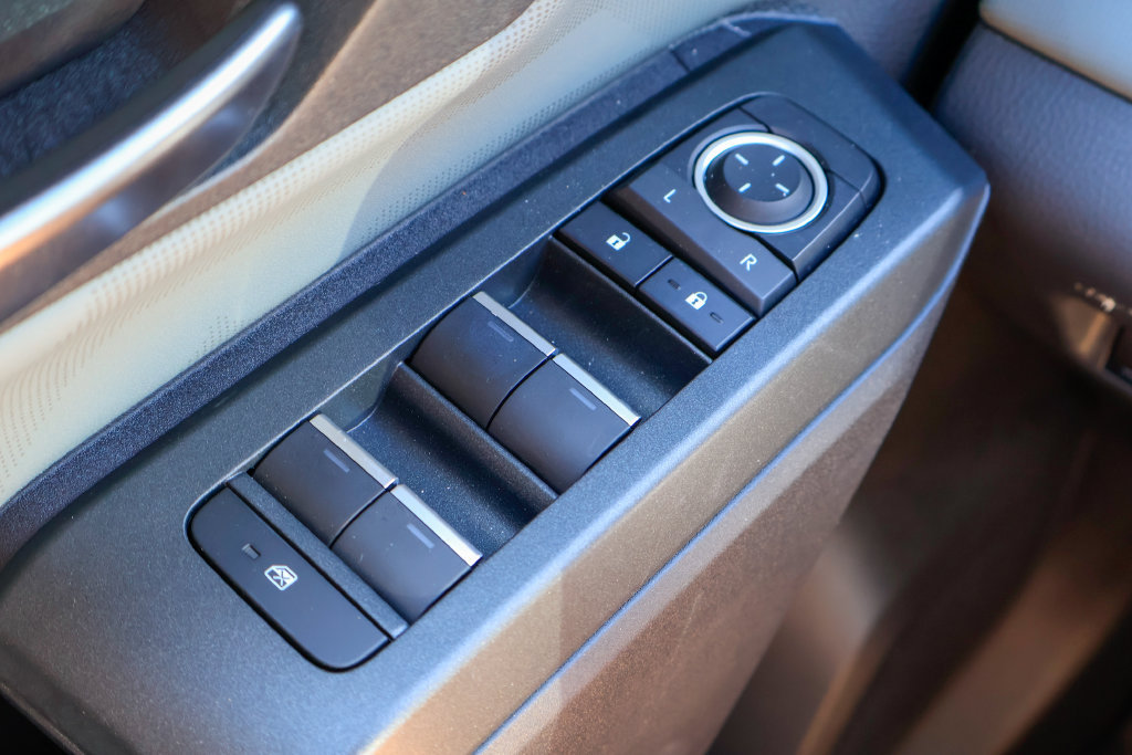 Used 2026 Toyota RAV4 AWD image 19