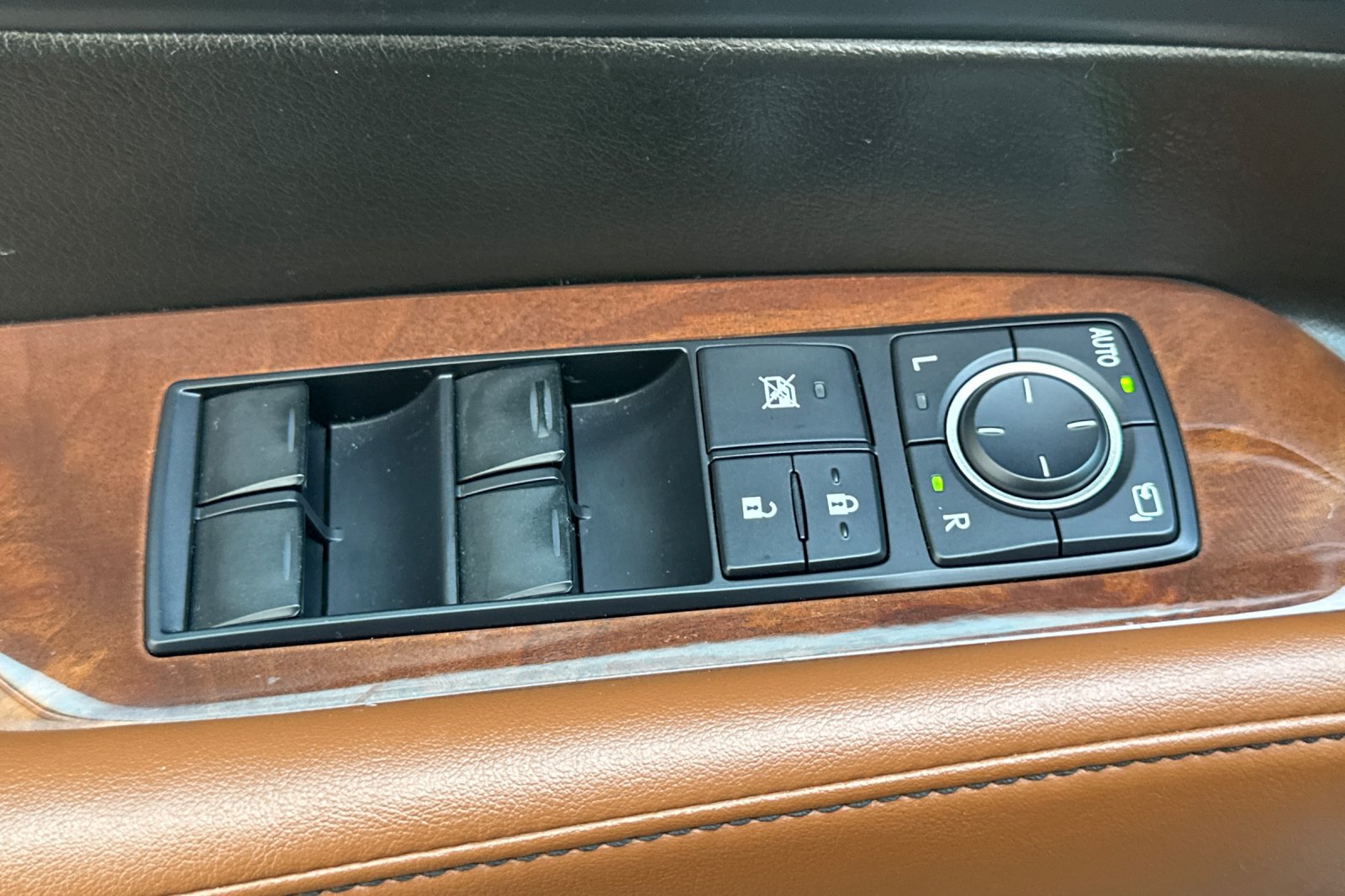 Used 2013 Lexus RX 350 AWD w/ Premium Pkg image 12