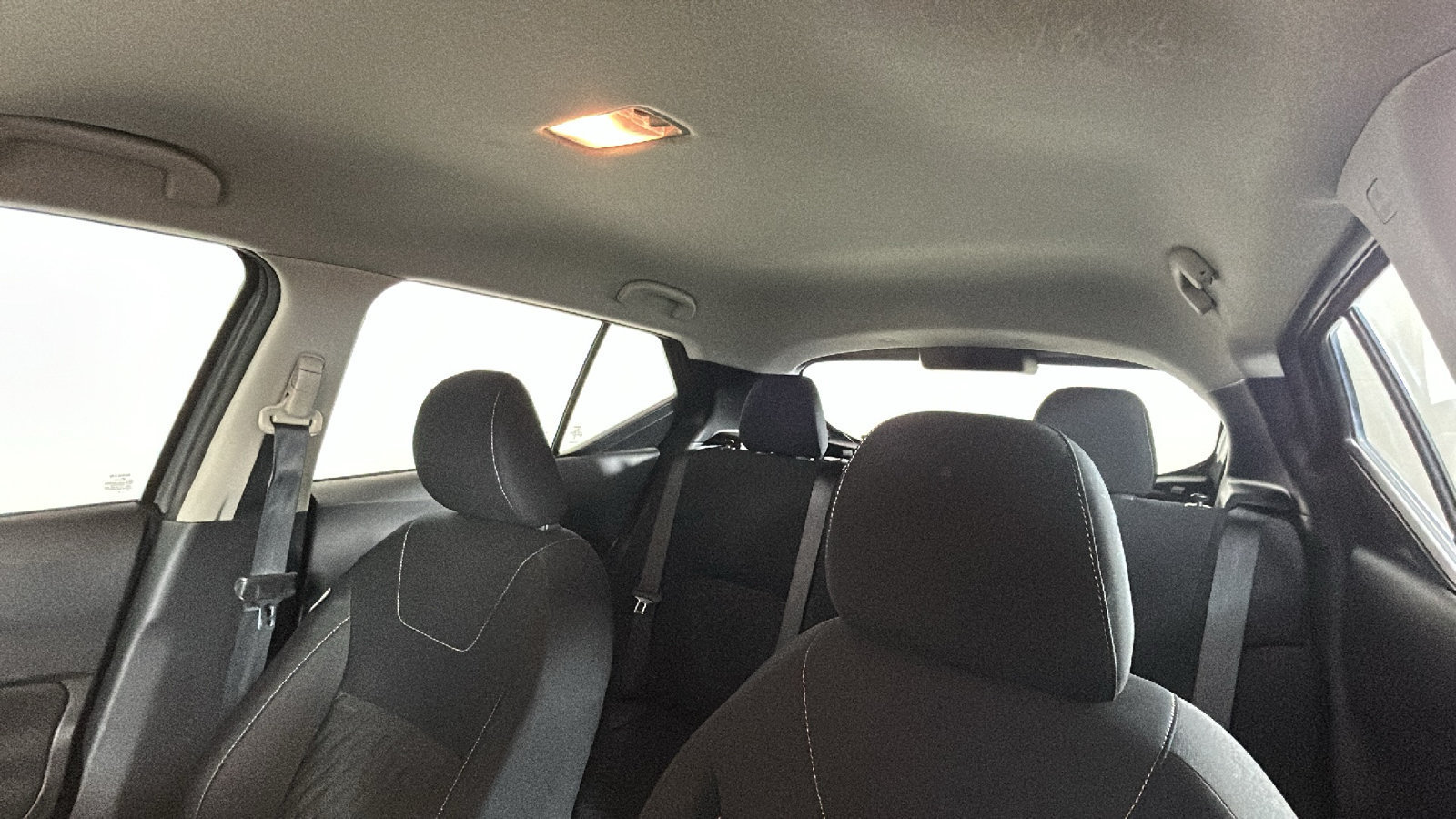 Used 2023 Nissan Kicks SV FWD image 14