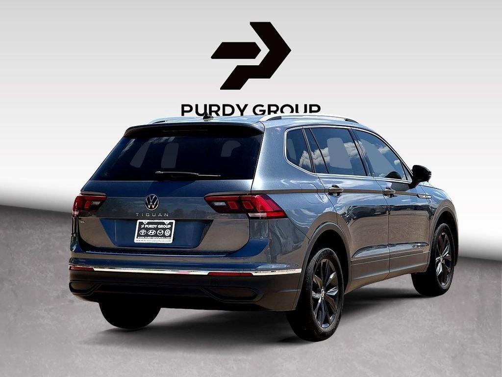 Certified 2024 Volkswagen Tiguan SE FWD image 8