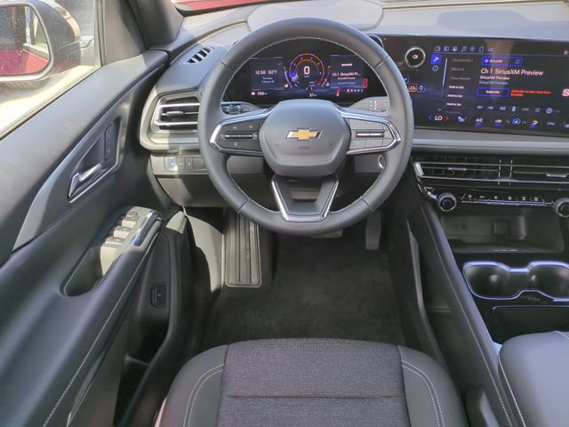 New 2025 Chevrolet Traverse LT image 16