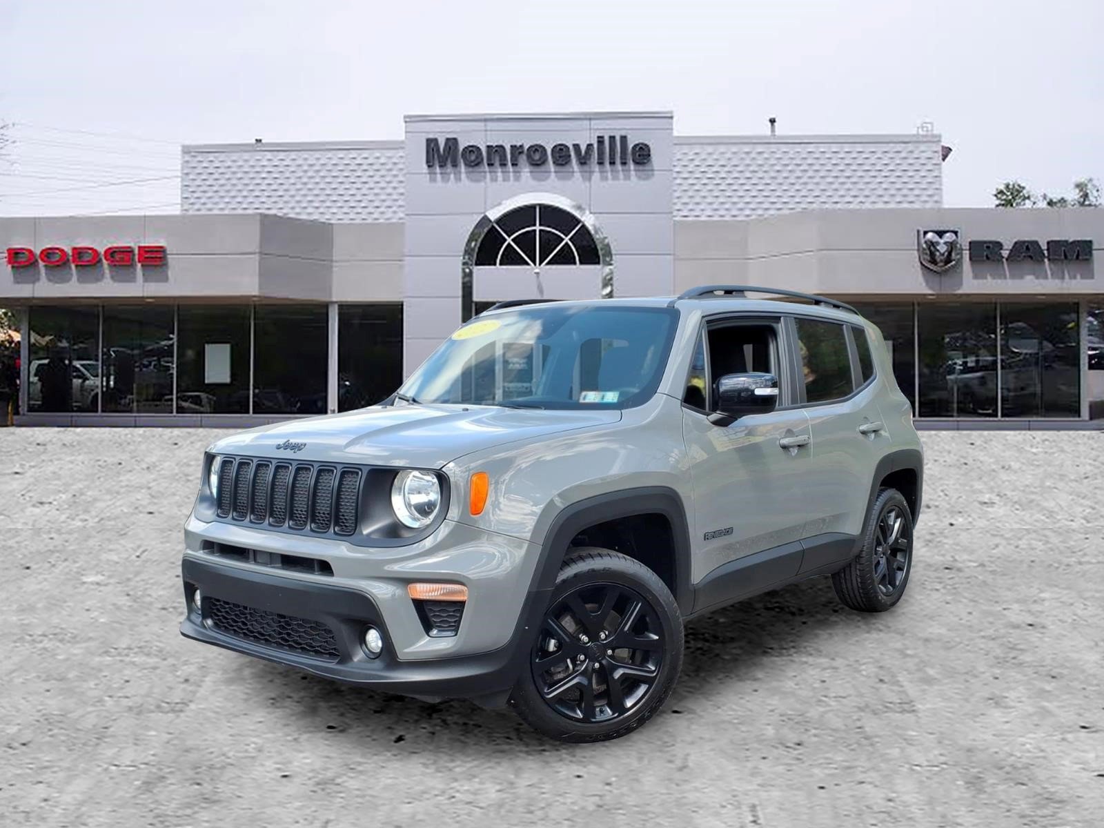 Certified 2022 Jeep Renegade Altitude w/ Convenience Group AWD/4WD image 1