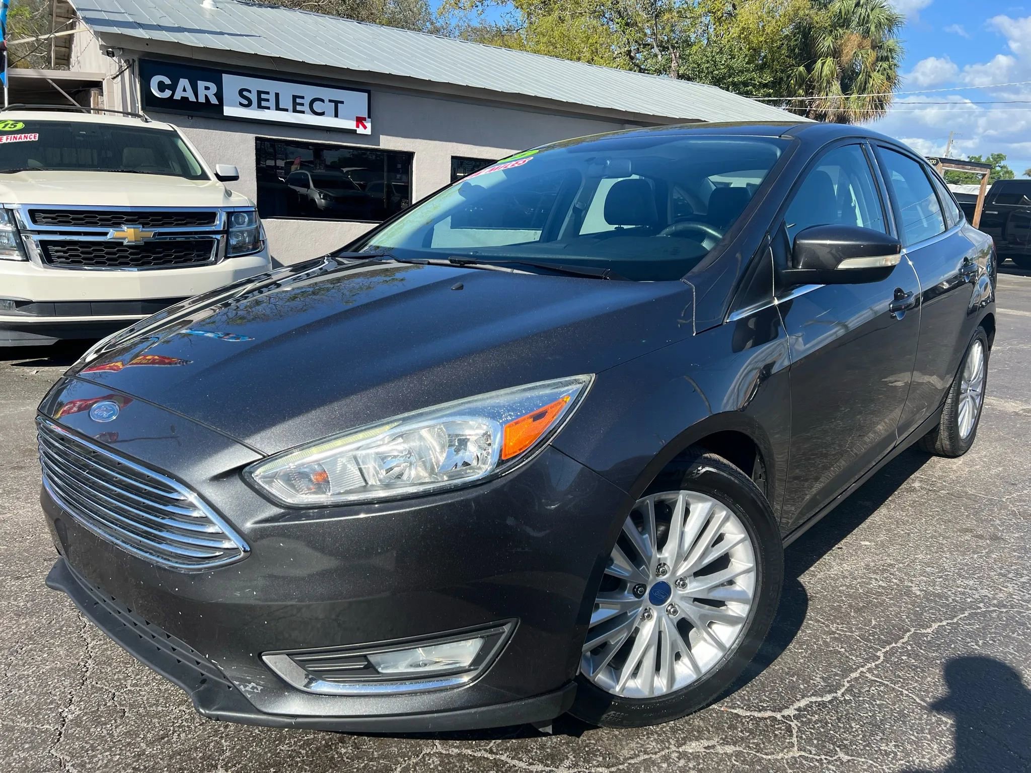 Used 2015 Ford Focus Titanium image 1