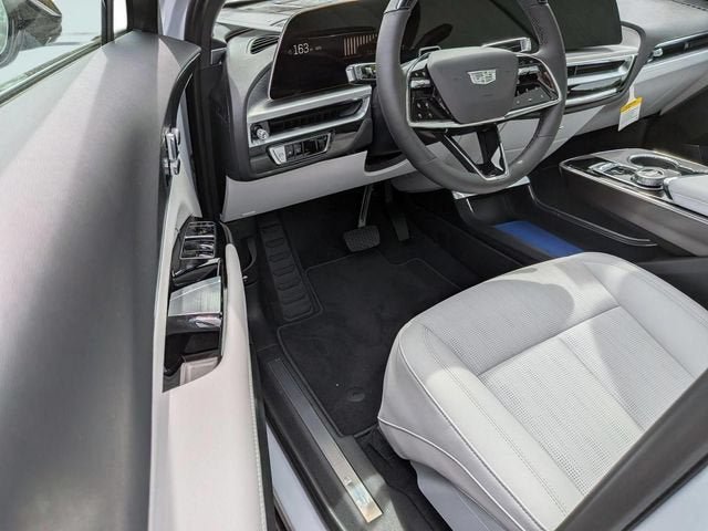 New 2026 Cadillac Lyriq Luxury RWD image 23