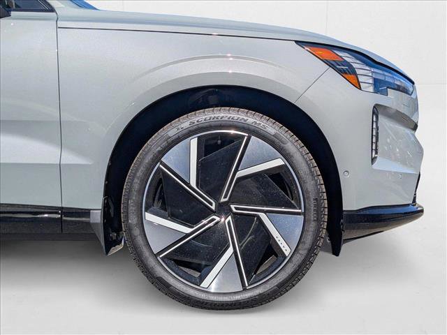 New 2025 Volvo EX90 Ultra image 11