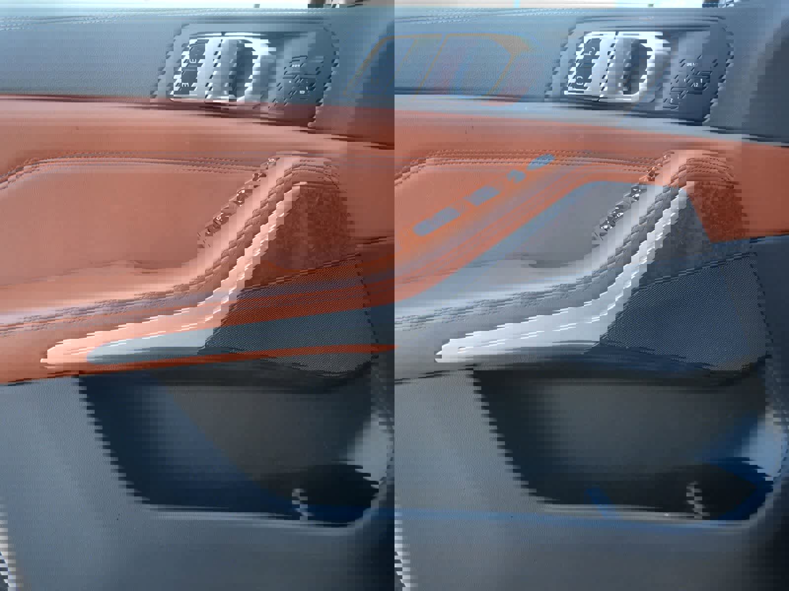 Used 2022 BMW X5 xDrive40i w/ M Sport Package image 9