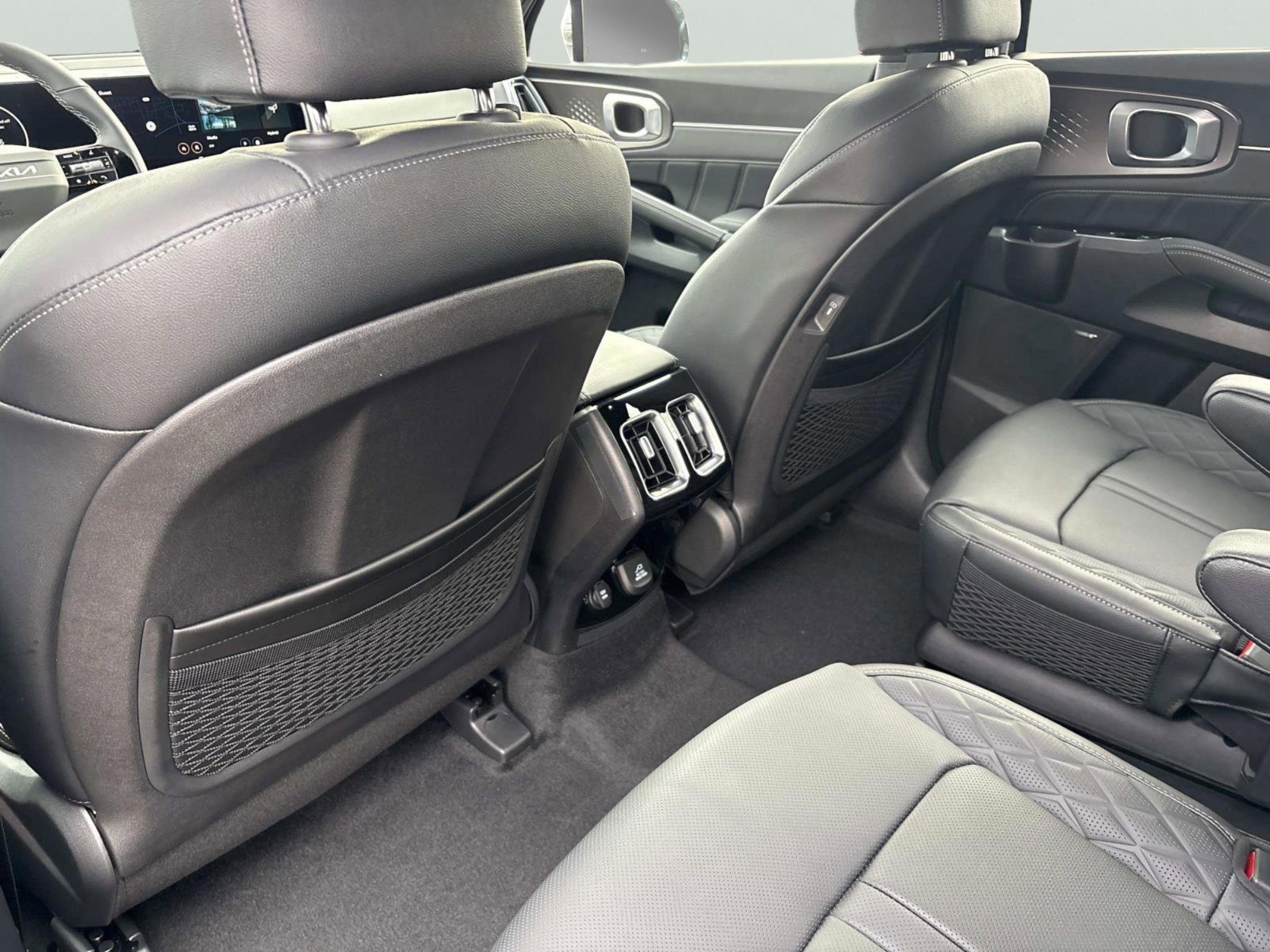 New 2026 Kia Sorento SX Prestige image 17