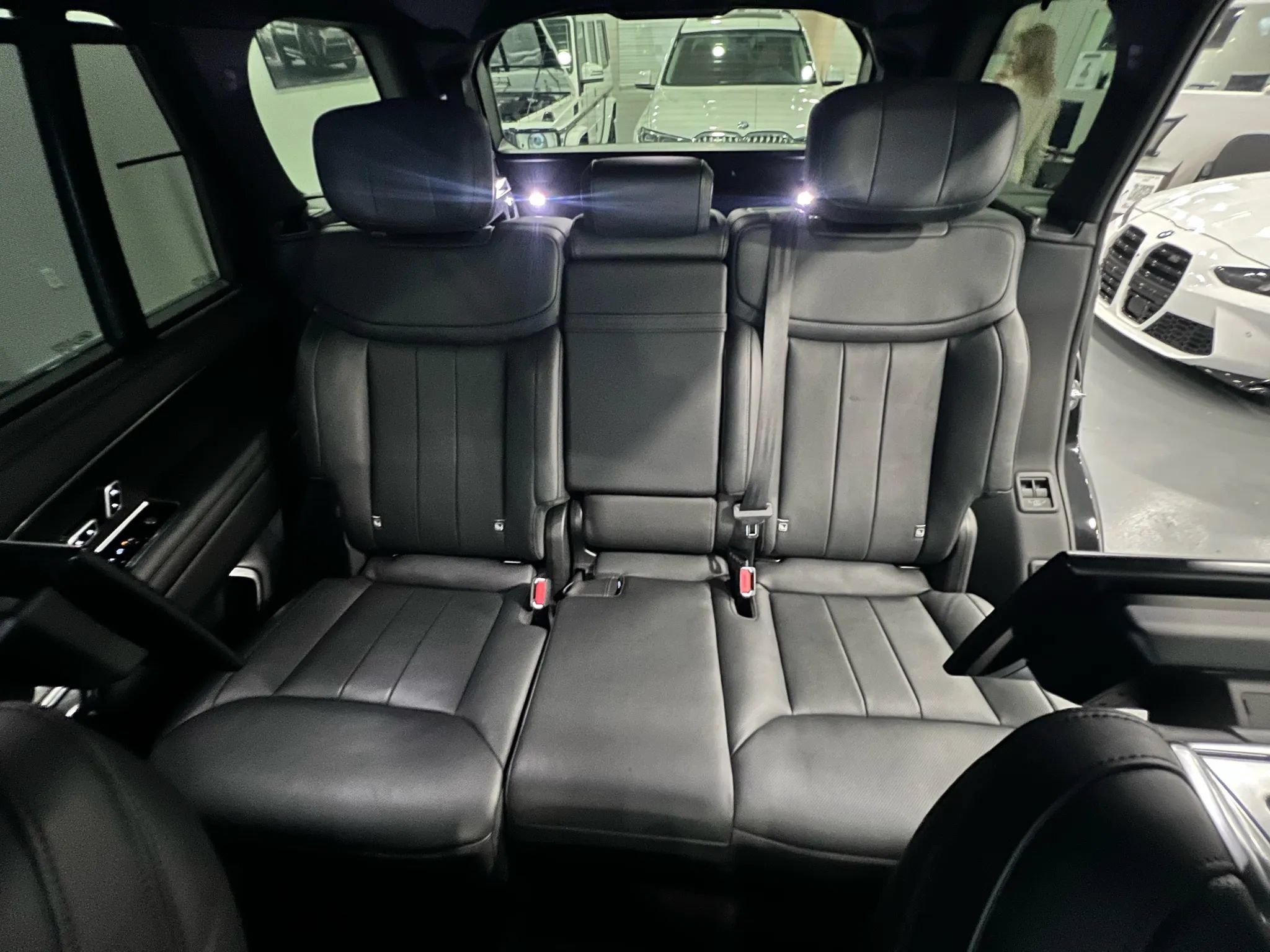 Used 2023 Land Rover Range Rover Long Wheelbase Autobiography AWD/4WD image 15