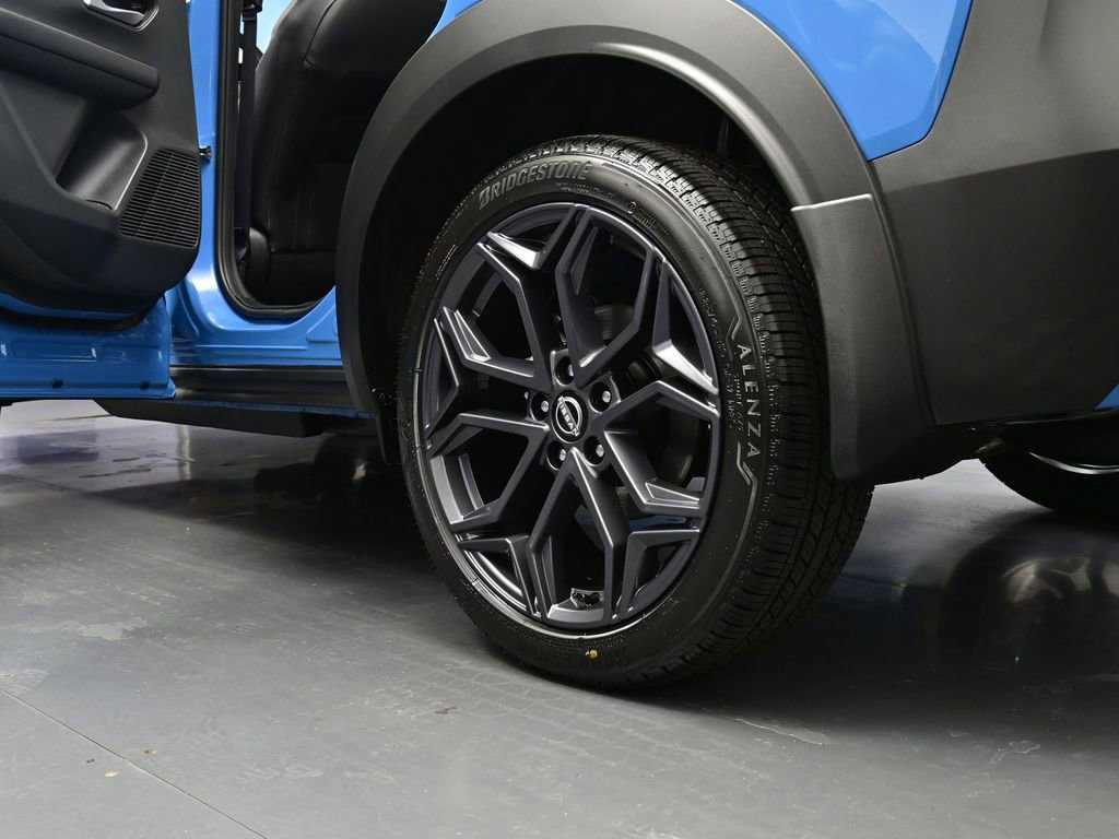 New 2026 Nissan Kicks SR w/ Cold Weather Package image 25