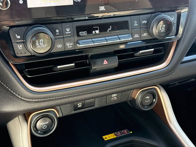Used 2025 Toyota Grand Highlander AWD Hybrid image 28