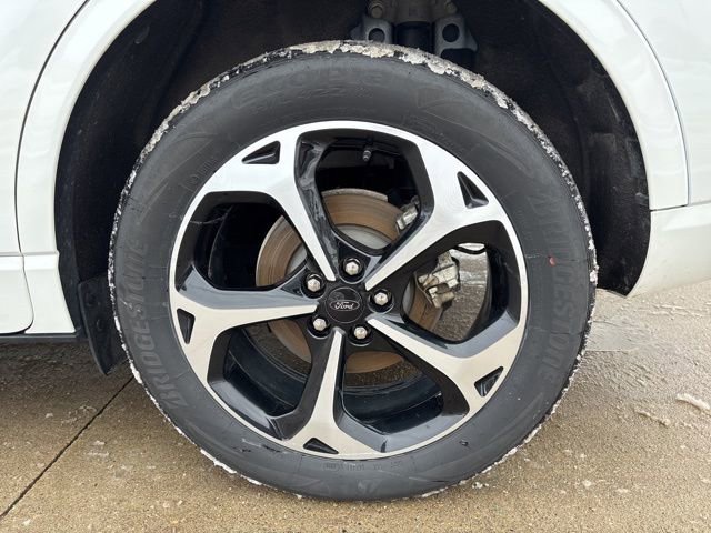 Certified 2024 Ford Escape ST-Line Elite image 6