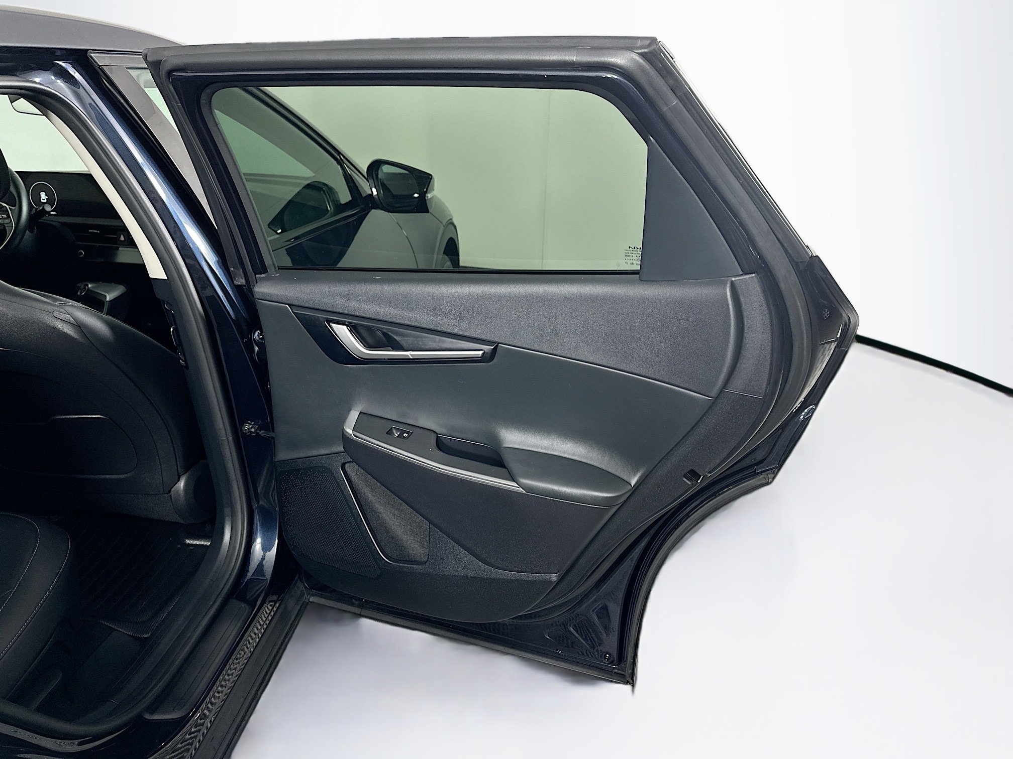 Used 2023 Kia EV6 Light image 29