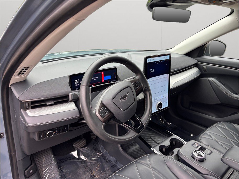 Used 2023 Ford Mustang Mach-E Select RWD image 6