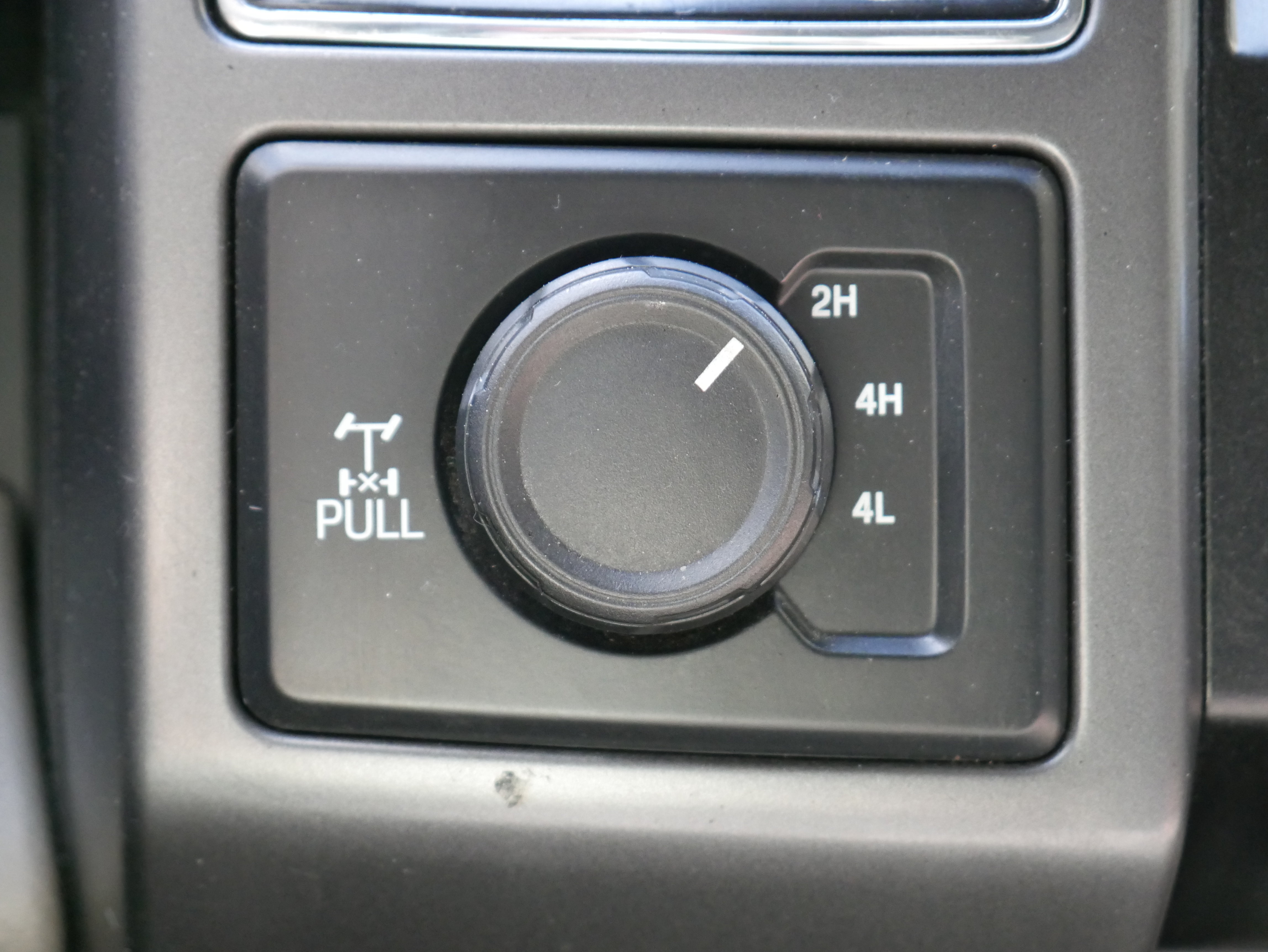 Used 2018 Ford F150 XLT w/ Equipment Group 302A Luxury AWD/4WD image 23