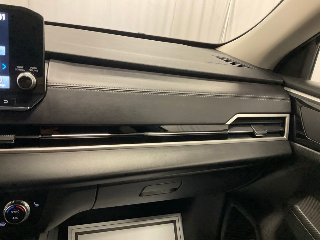 Used 2024 Mitsubishi Outlander SE image 29