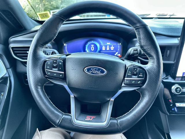 Used 2024 Ford Explorer ST w/ Equipment Group 401A AWD/4WD image 16