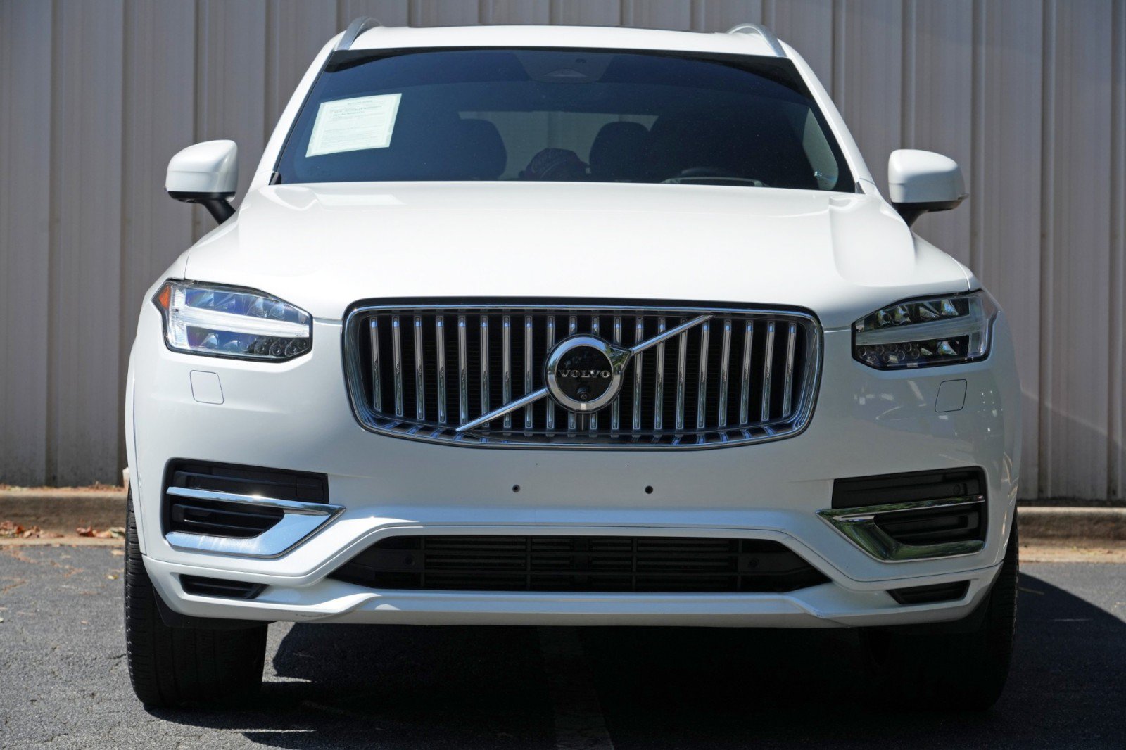 Used 2024 Volvo XC90 T8 Ultimate w/ Protection Package Premier AWD/4WD image 7