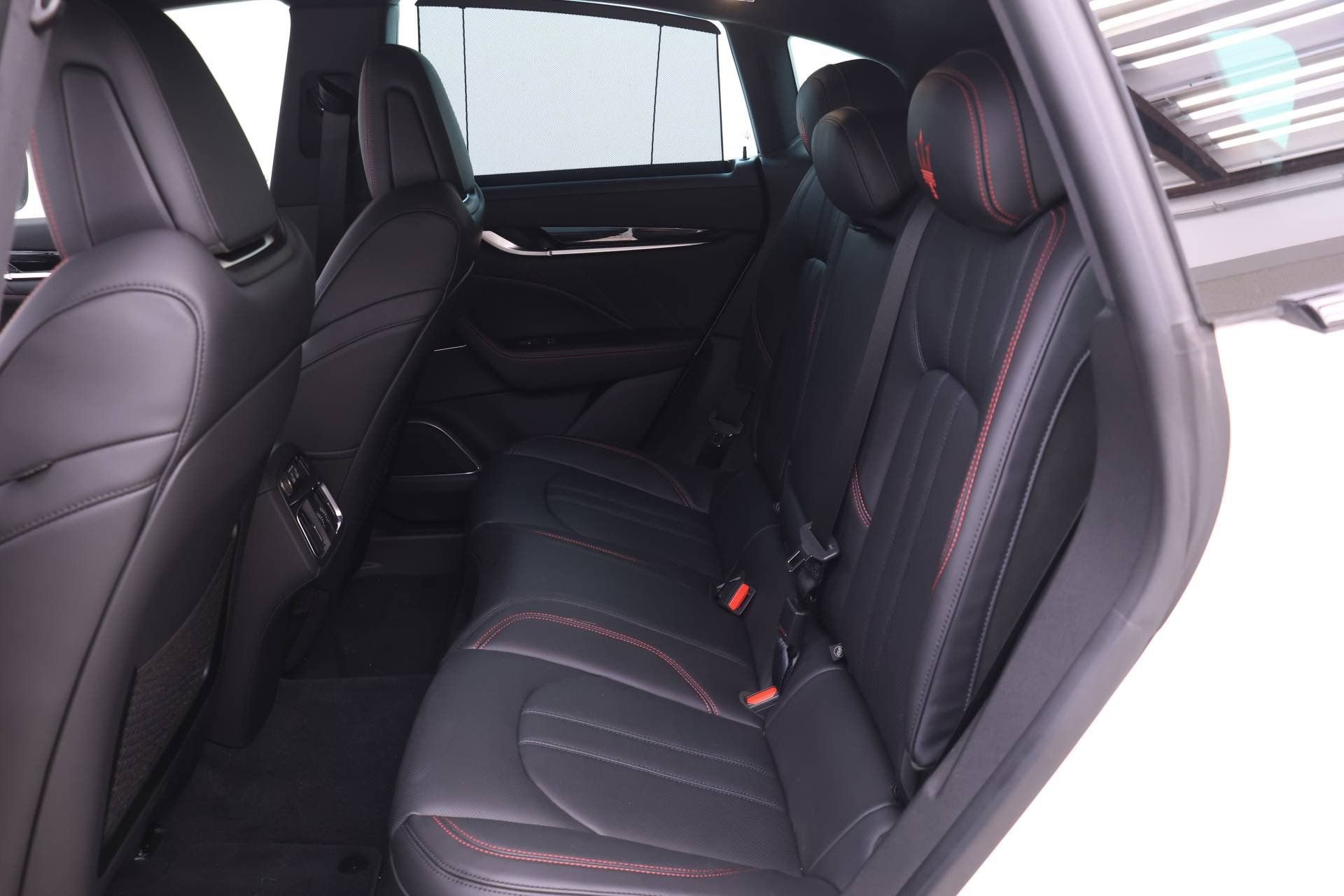 Used 2024 Maserati Levante Modena Ultima AWD/4WD image 17