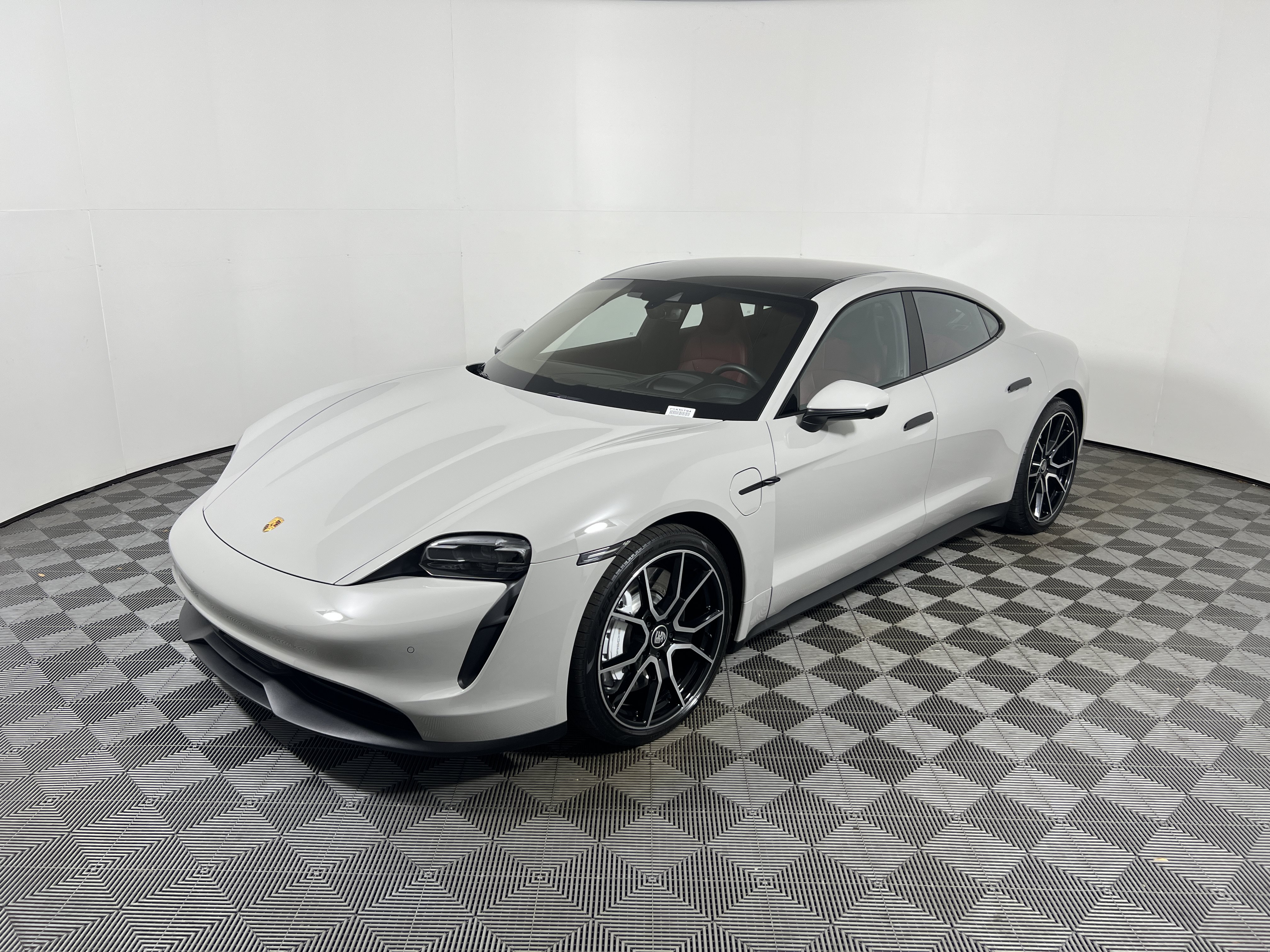 Certified 2023 Porsche Taycan 4S AWD/4WD image 11