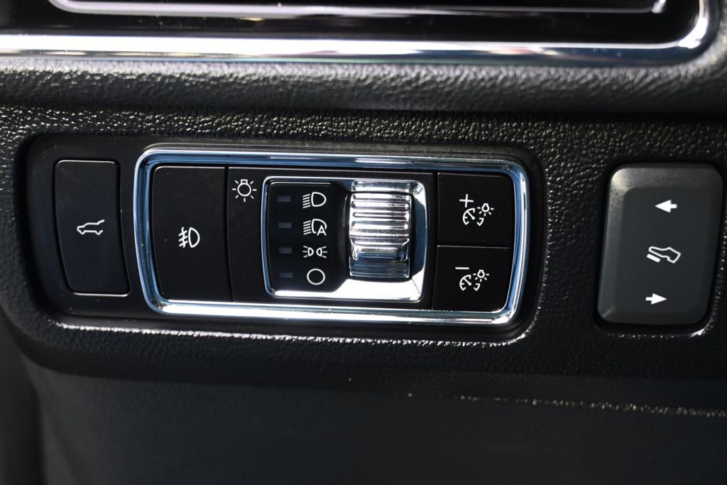Certified 2023 Lincoln Navigator L Reserve AWD/4WD image 23
