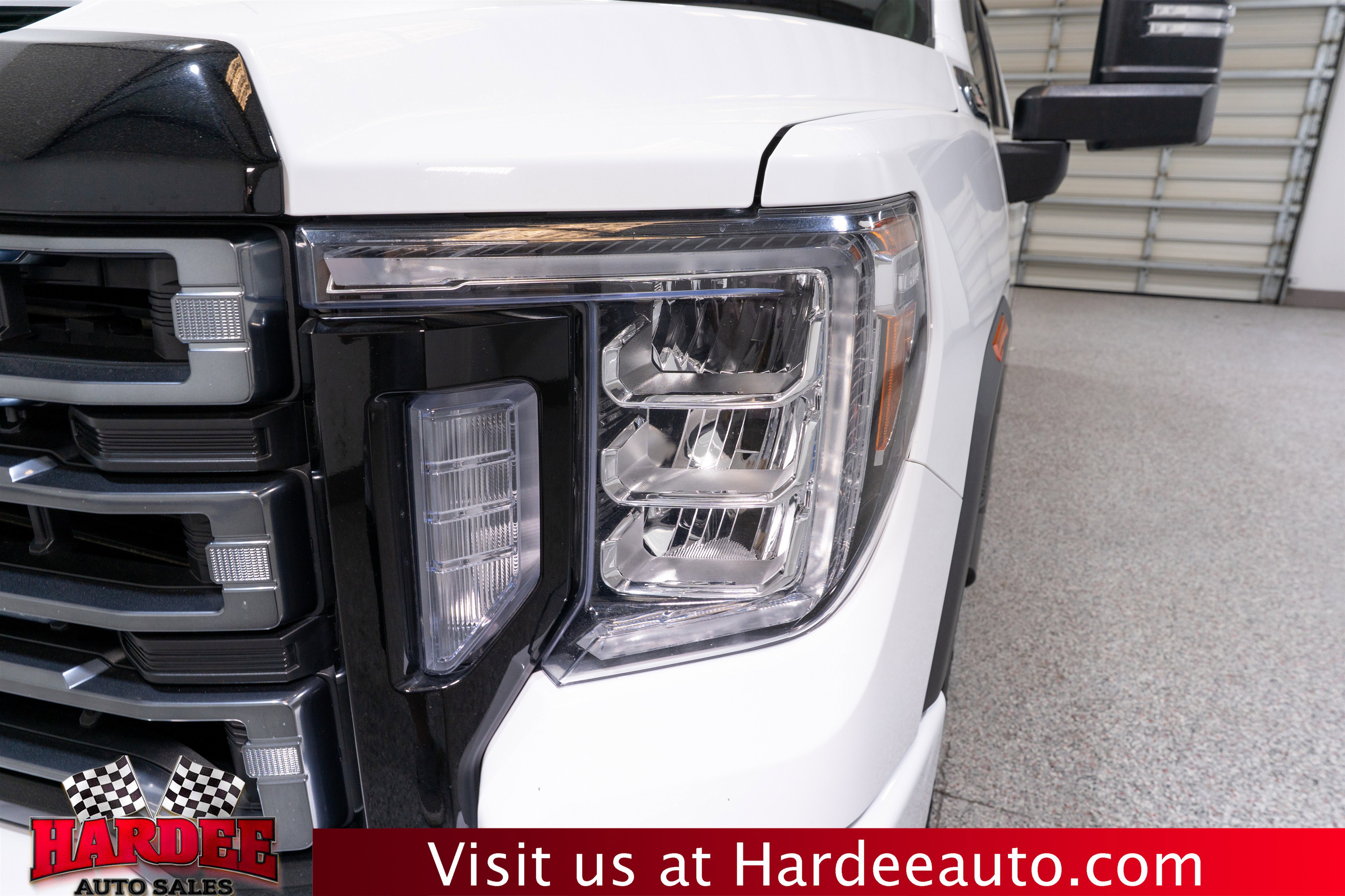 Used 2022 GMC Sierra 2500 AT4 w/ AT4 Preferred Package image 8