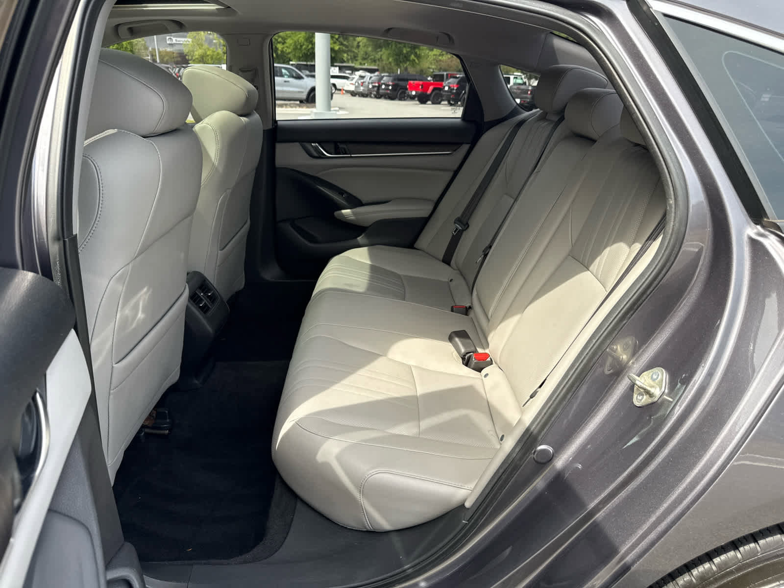 Used 2019 Honda Accord EX-L image 23