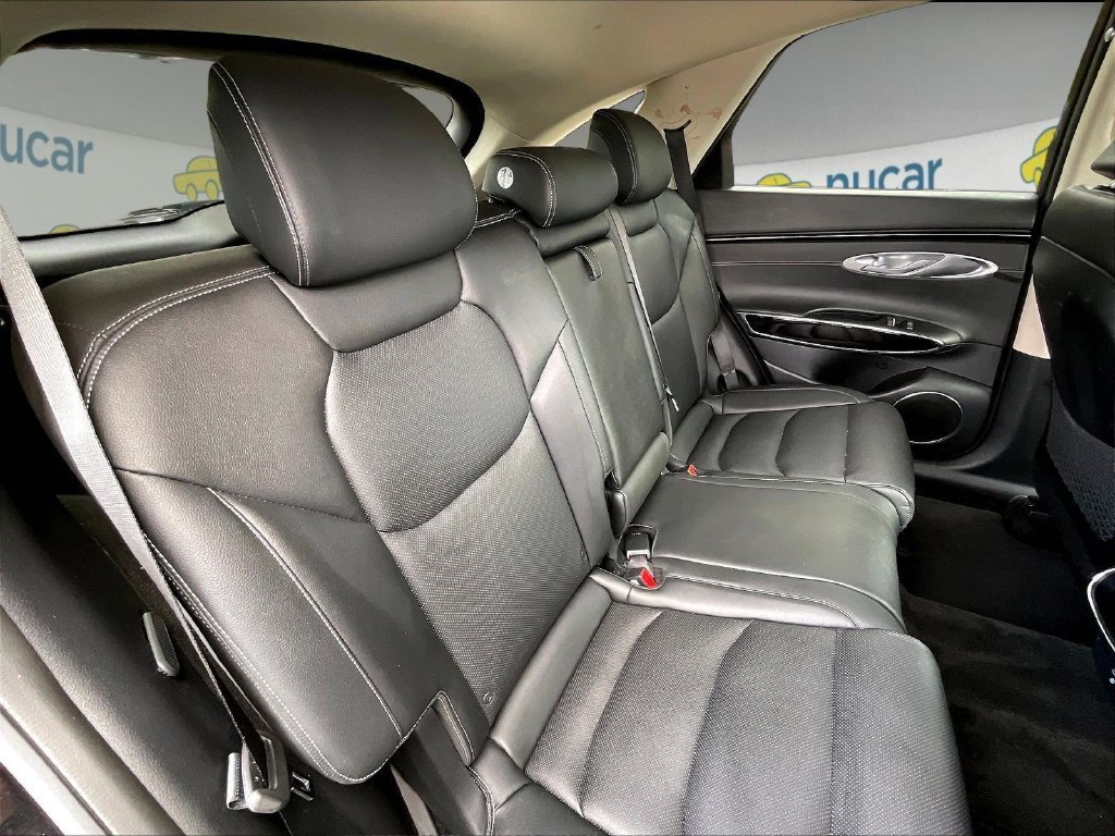 Used 2025 Genesis GV70 2.5T AWD/4WD image 15