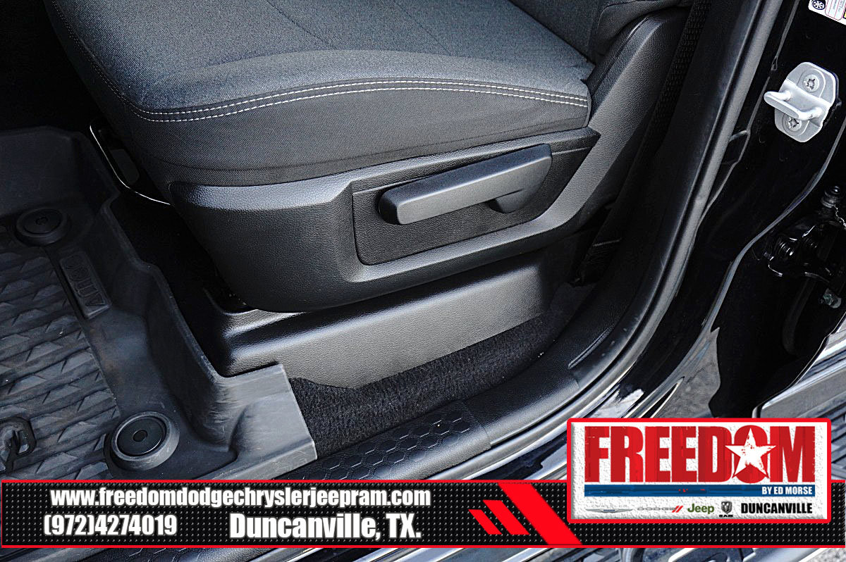 Used 2024 RAM 3500 Tradesman w/ Chrome Appearance Group AWD/4WD image 35