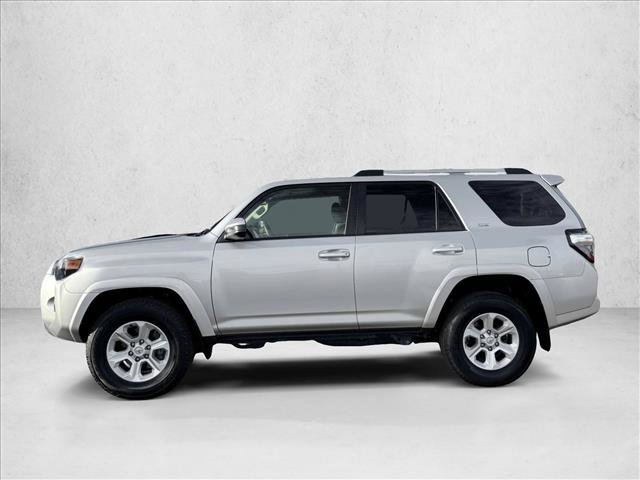 Used 2024 Toyota 4Runner SR5 AWD/4WD image 4