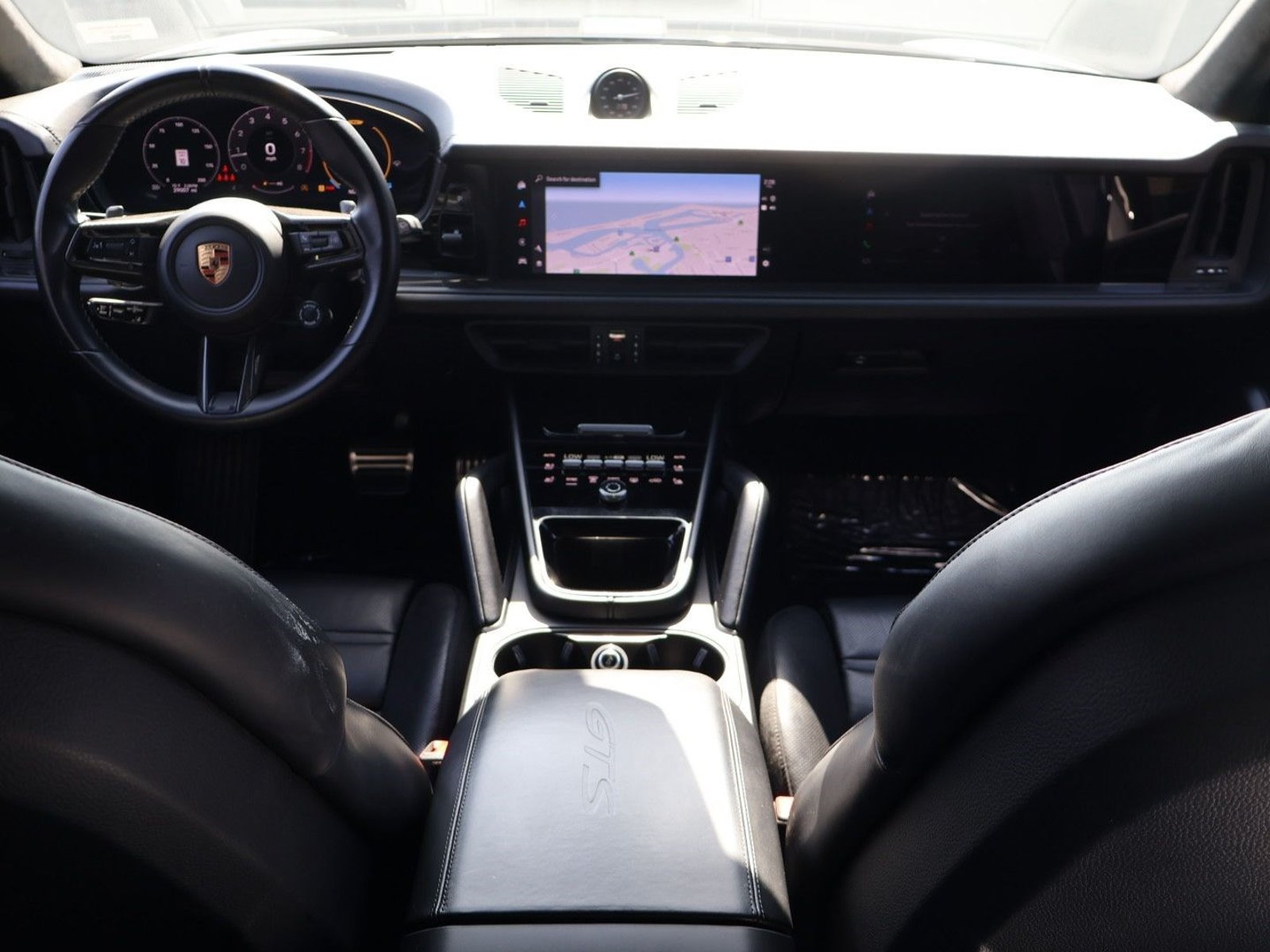 Certified 2025 Porsche Cayenne GTS AWD/4WD image 21