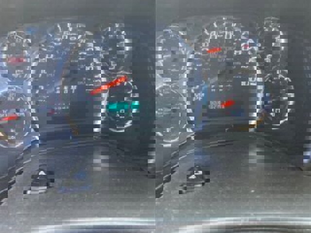 Used 2018 Chevrolet Express 2500 w/ Driver Convenience Package image 10