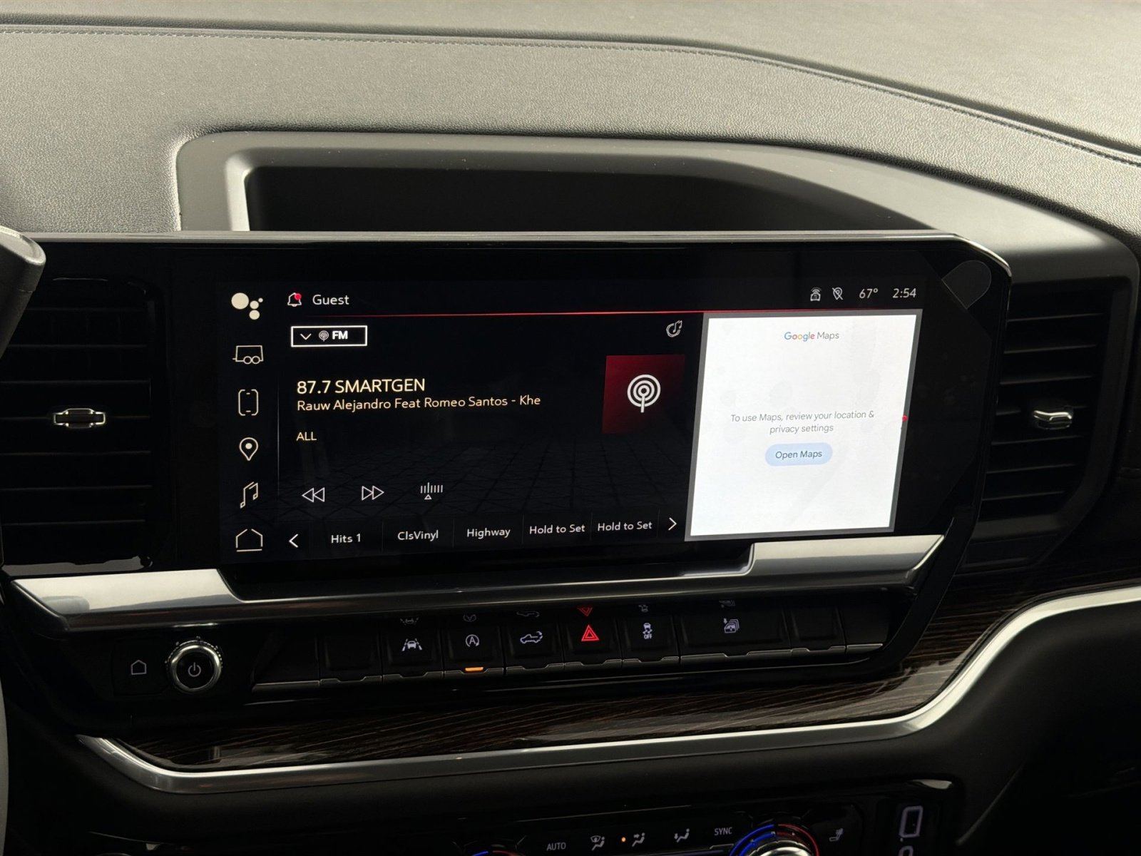 New 2026 GMC Sierra 1500 SLE image 18