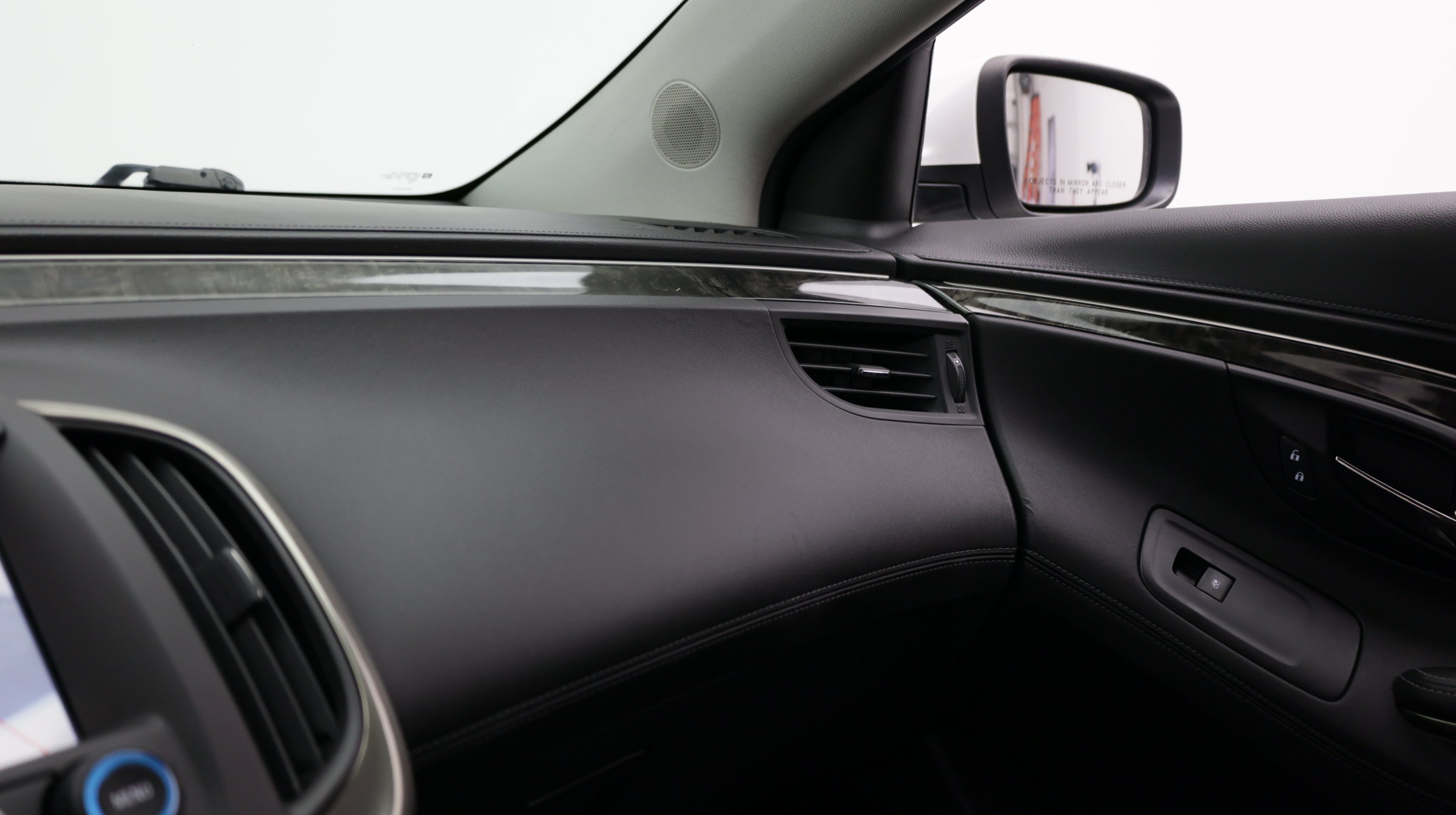 Used 2016 Buick LaCrosse FWD image 17