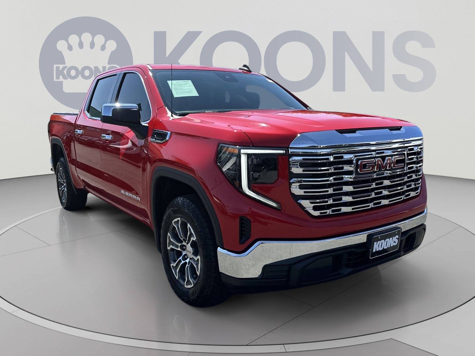 Used 2023 GMC Sierra 1500 SLE RWD image 2