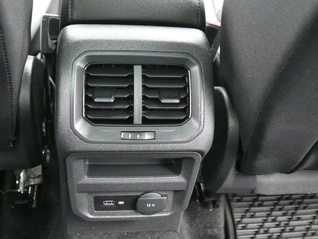 Used 2020 Volkswagen Tiguan SEL w/ 3rd Row Seat Package image 30