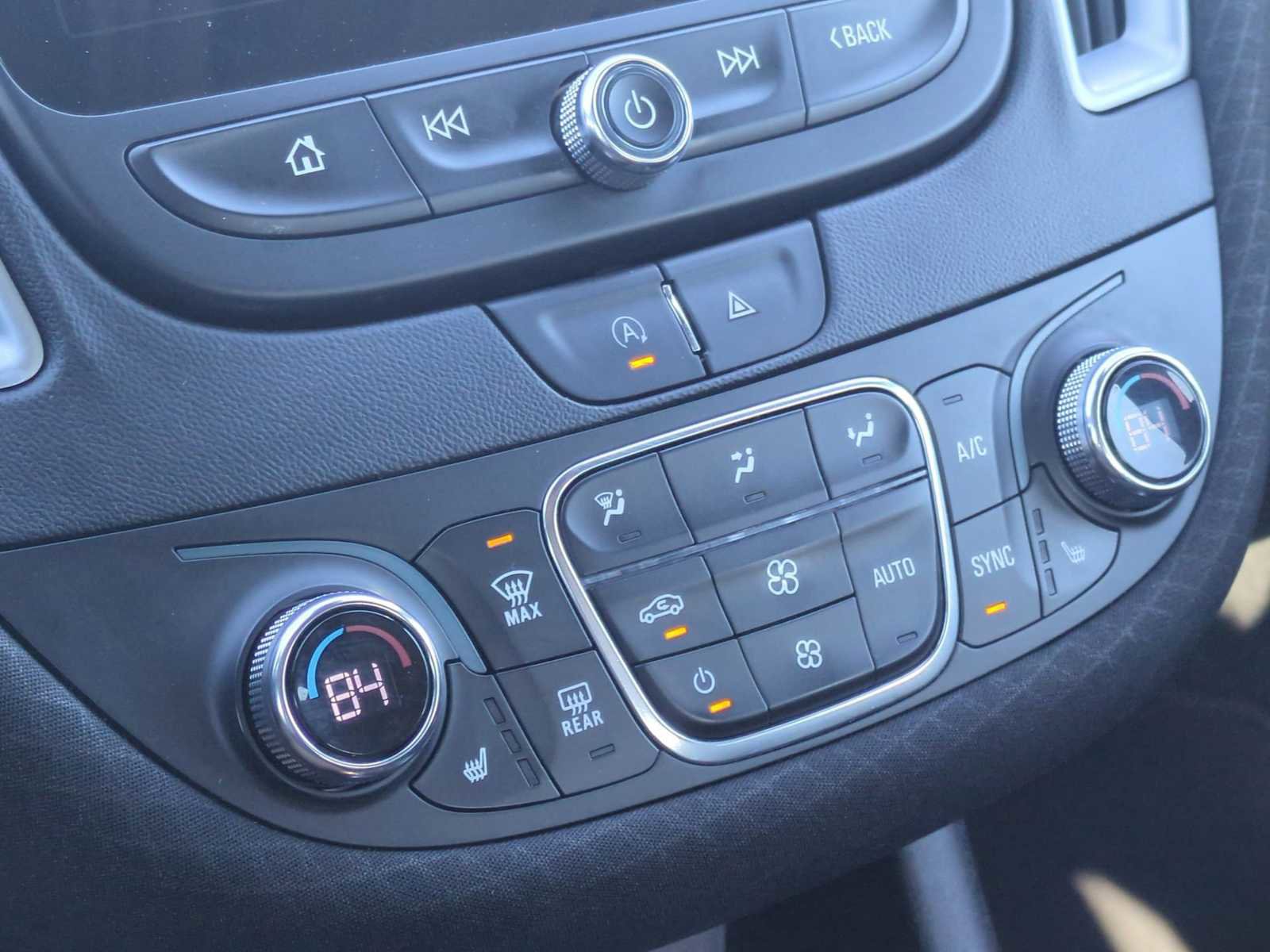 Used 2023 Chevrolet Malibu LT image 18