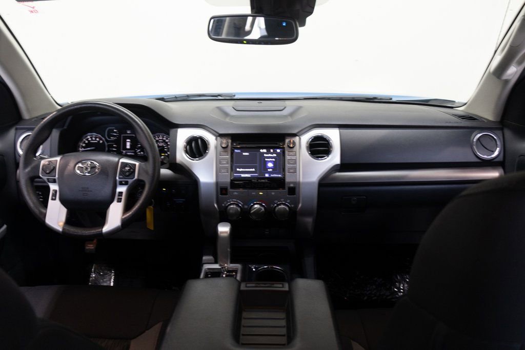 Used 2019 Toyota Tundra SR5 w/ SR5 Convenience Package image 23