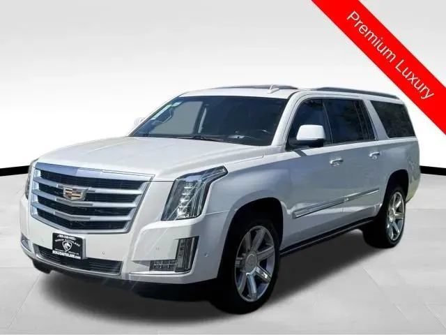 Used 2018 Cadillac Escalade ESV Premium Luxury RWD image 3
