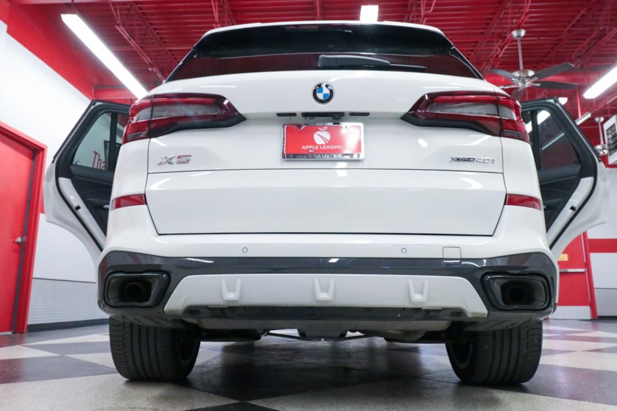 Used 2023 BMW X5 xDrive40i w/ M Sport Package AWD/4WD image 37