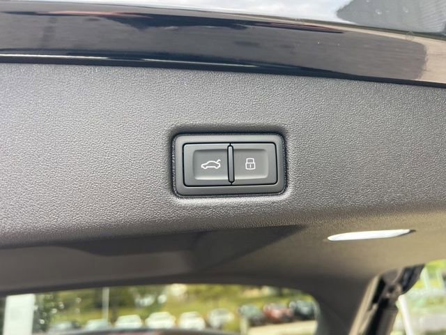 New 2025 Audi Q5 Premium Plus image 23