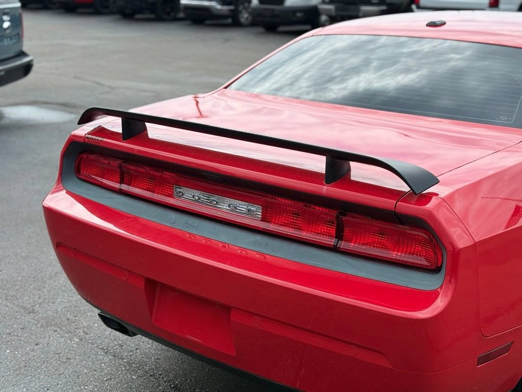 Used 2014 Dodge Challenger SXT Plus RWD image 28