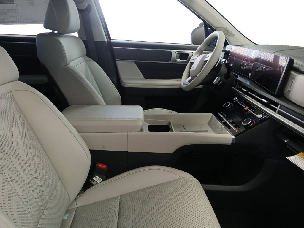 New 2027 Hyundai Santa Fe SEL w/ Tow & Go Package FWD image 16