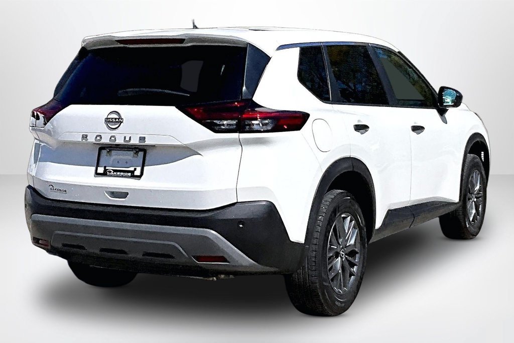 Used 2023 Nissan Rogue S FWD image 5