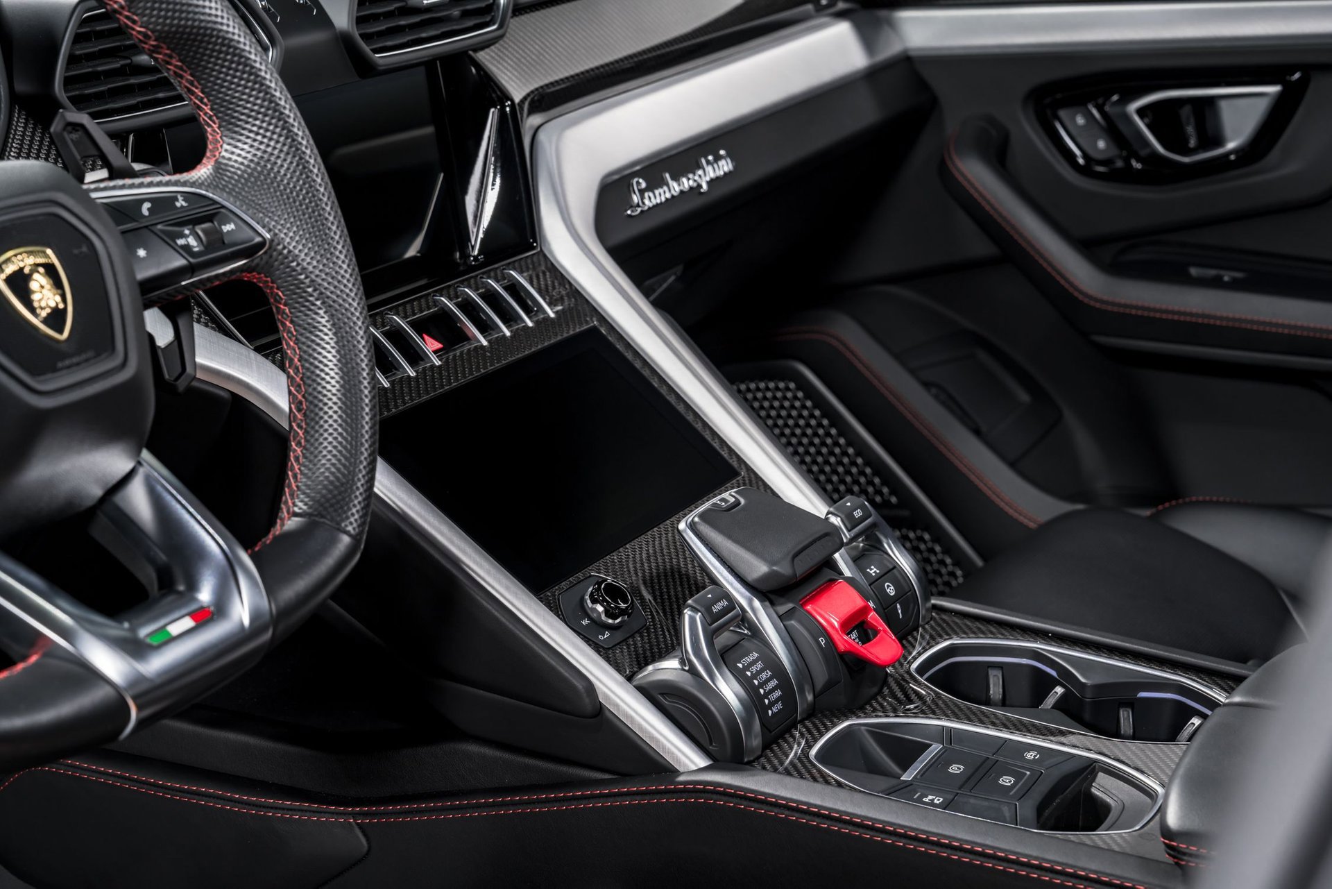 Used 2020 Lamborghini Urus image 22