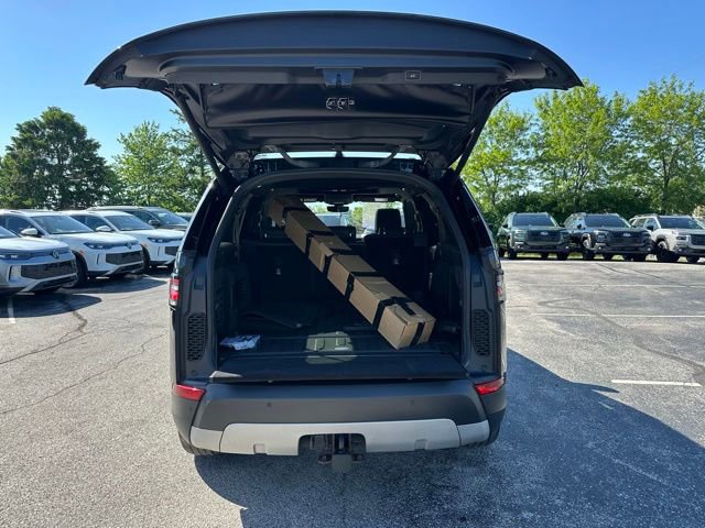 Used 2019 Land Rover Discovery HSE Luxury AWD/4WD image 14
