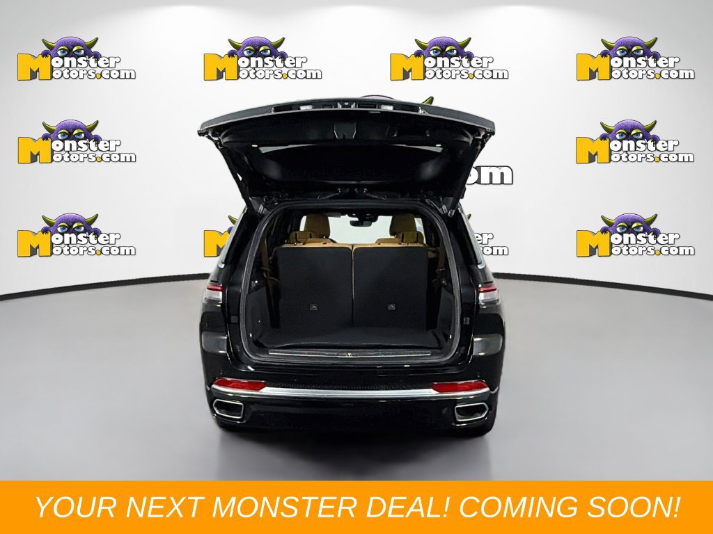 Used 2022 Jeep Grand Cherokee L Summit w/ Luxury Tech Group V AWD/4WD image 26