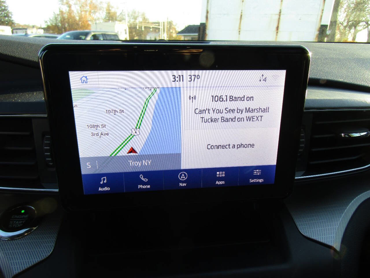 Used 2020 Ford Explorer XLT w/ Equipment Group 202A image 12