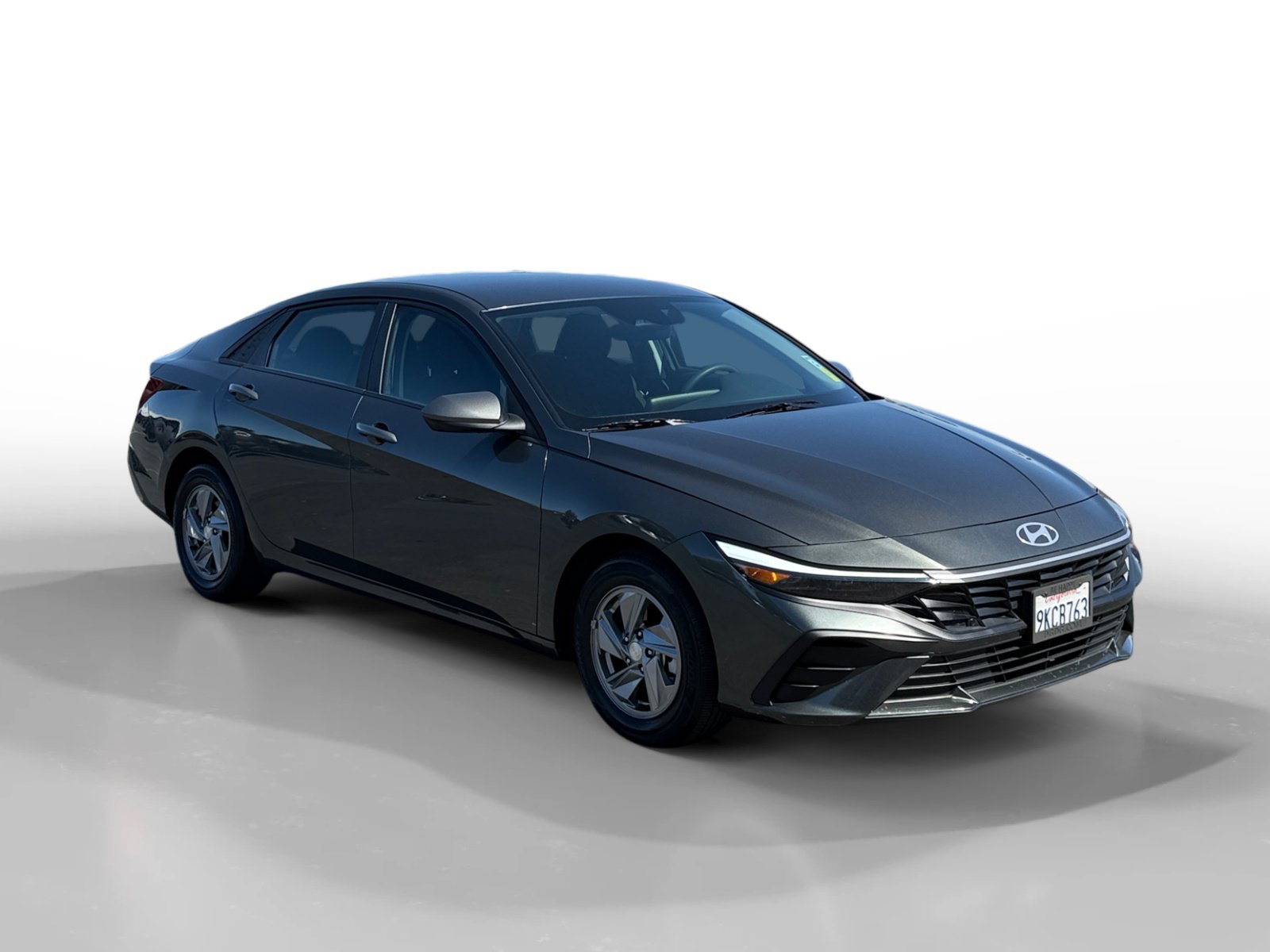 Certified 2024 Hyundai Elantra SE FWD image 7