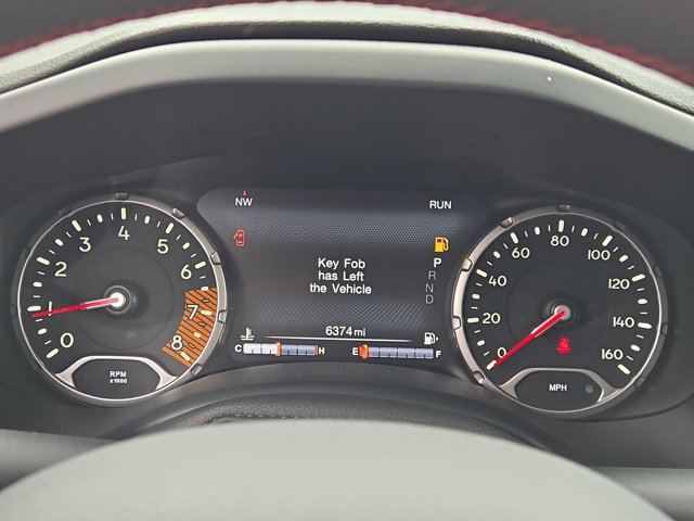 Used 2023 Jeep Renegade Trailhawk AWD/4WD image 25